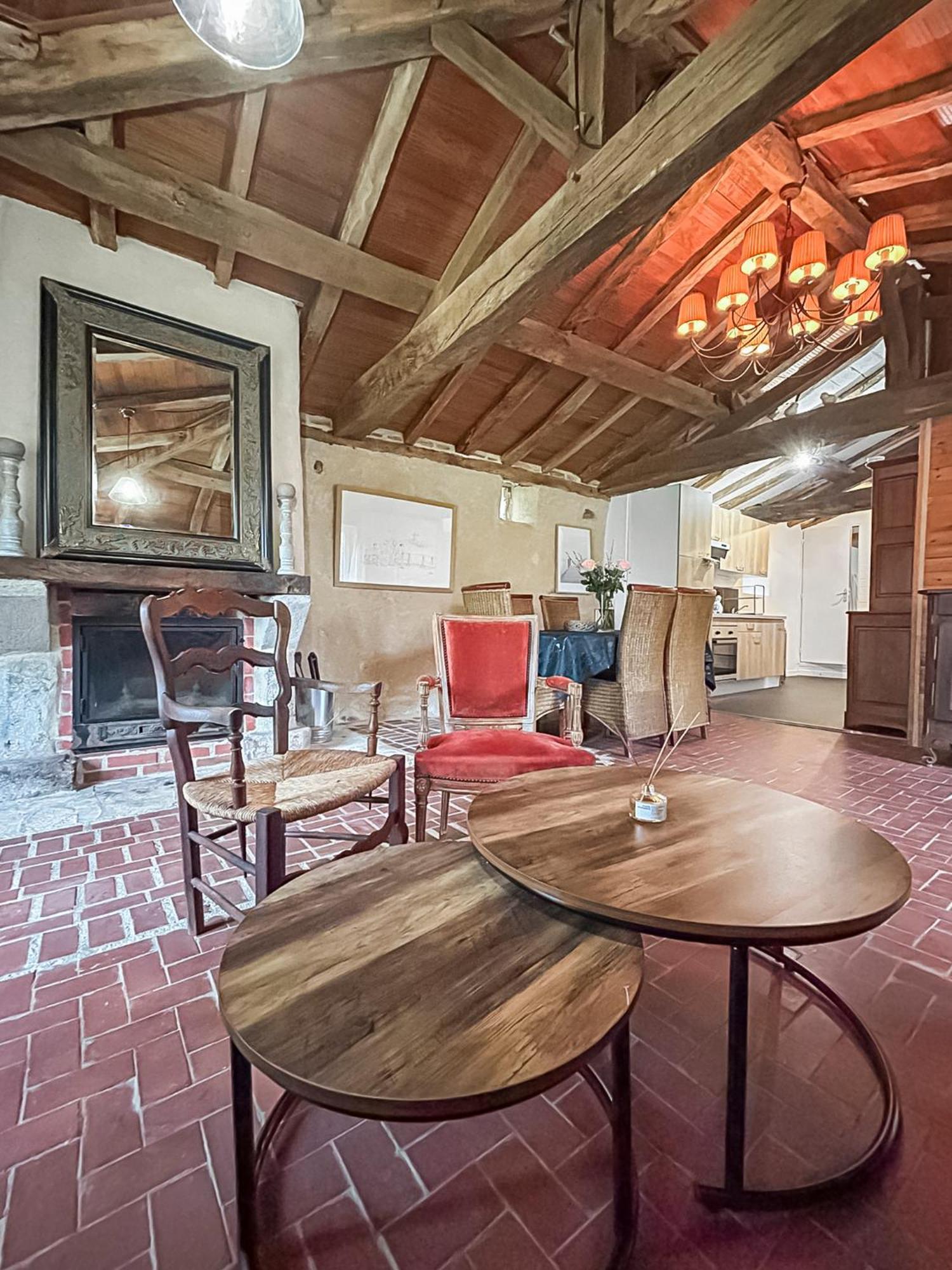 Le Clos Des Ecorcins - Terrasse - Parking Prive Saint-Amand-sur-Sevre Bagian luar foto